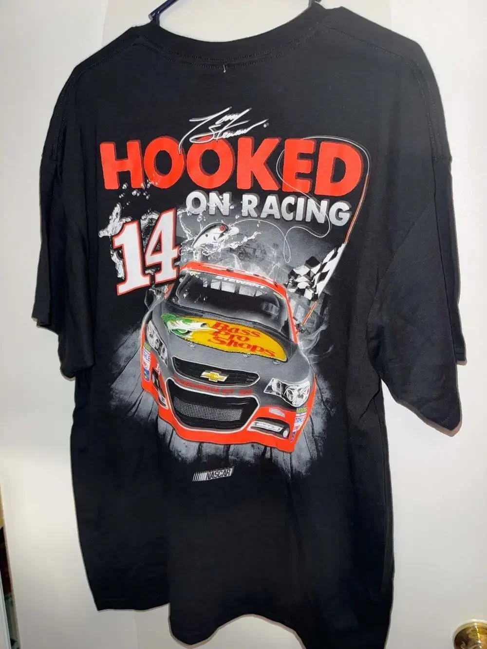 NASCAR Tony Stewart 14 Bass Pro Shops Hooked On Racing T-Shirt XLG